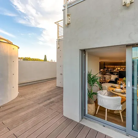 Skylife Tiber Luxury Penthouse *