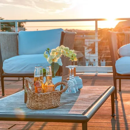 Skylife Tiber Luxury Penthouse 아파트 로마